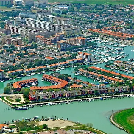 Beautiful With Terrace For 5 Guests * Porto Santa Margherita di Caorle